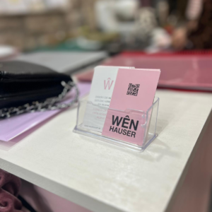 Wen Hauser, Hasiera Digital Berri Bat